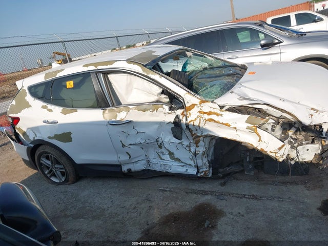 5NMZT3LB1HH037373 Hyundai Santa Fe Sport 2.4l