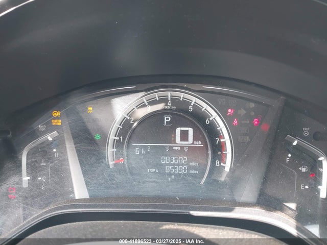 2HKRW5H36JH427608 Honda CR-V LX