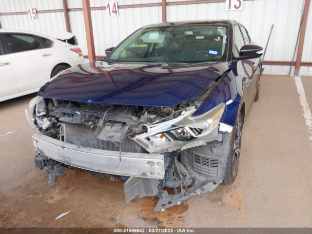1N4AA6AP2HC428605 Nissan Maxima 3.5 Sl
