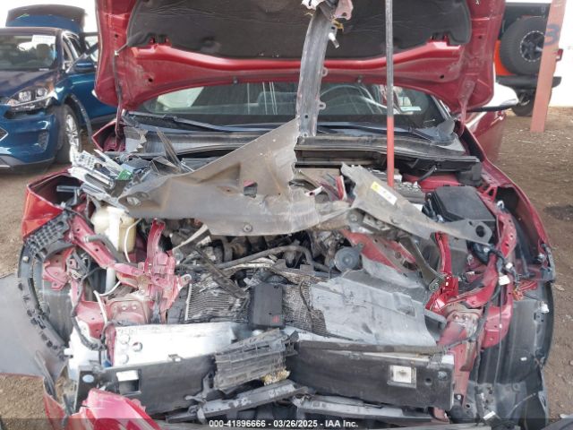 NMTKHMBX7JR021296 Toyota C-hr Xle Premium
