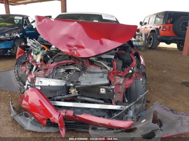NMTKHMBX7JR021296 Toyota C-hr Xle Premium
