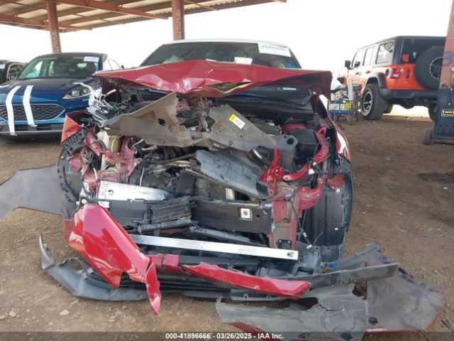 NMTKHMBX7JR021296 Toyota C-hr Xle Premium