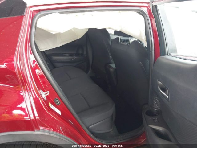 NMTKHMBX7JR021296 Toyota C-hr Xle Premium