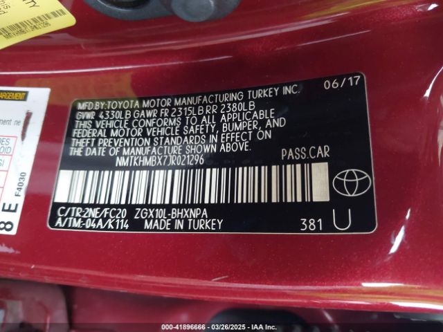 NMTKHMBX7JR021296 Toyota C-hr Xle Premium