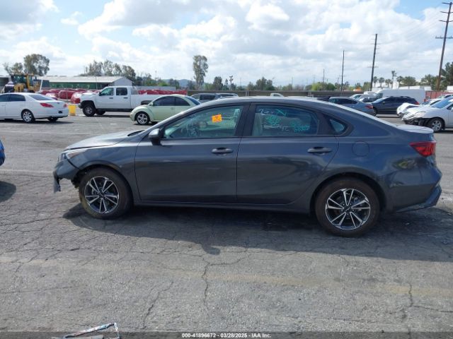 3KPF24AD7PE511252 KIA Forte Lxs