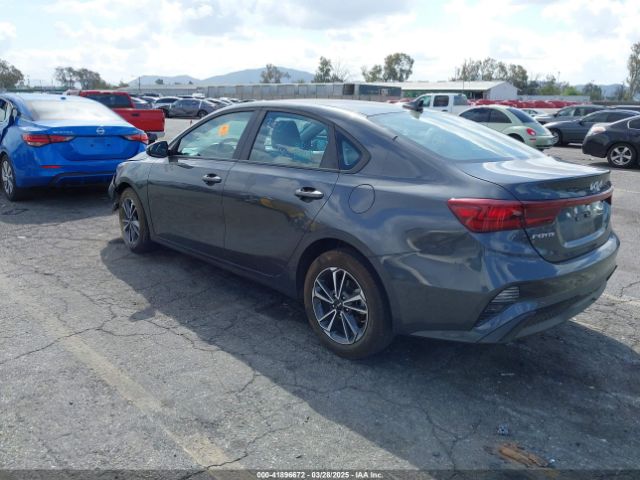 3KPF24AD7PE511252 KIA Forte Lxs