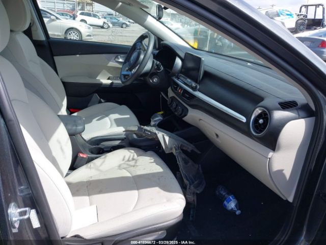 3KPF24AD7PE511252 KIA Forte Lxs