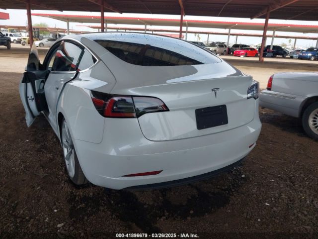 5YJ3E1EA3KF332864 Tesla MODEL 3