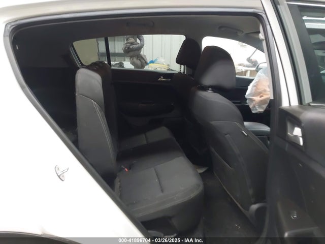 KNDPMCAC7H7131782 KIA Sportage Lx