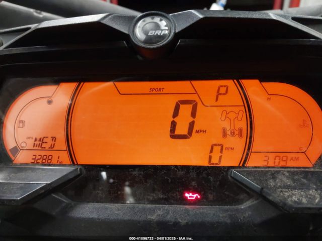 2020 CAN-AM MAVERICK X3 3JBVVAV45LK001511 Photo 6