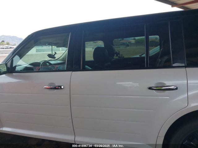 2FMGK5C86GBA14819 Ford FLEX SEL