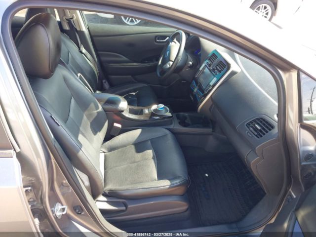 1N4BZ0CP5GC300090 Nissan Leaf Sl