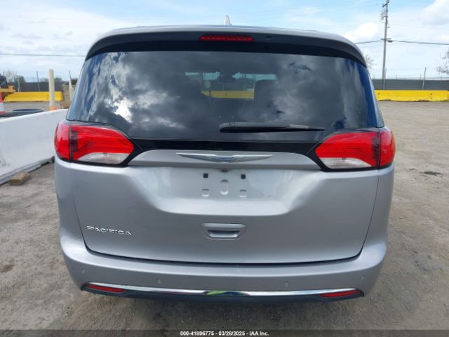 2C4RC1BG1HR803027 Chrysler Pacifica Touring-l