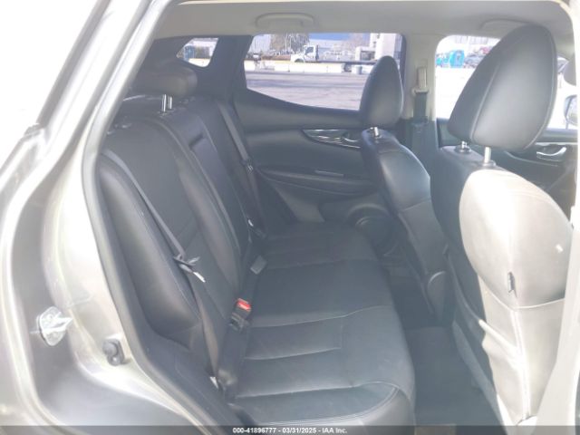 JN1BJ1CP1HW002968 Nissan Rogue Sport Sl