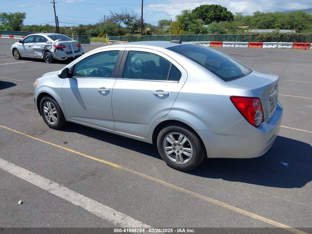 1G1JC5SHXG4180188 Chevrolet Sonic Lt Auto