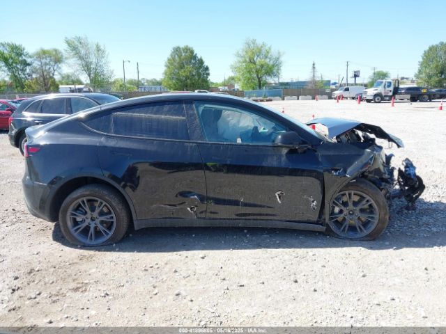 7SAYGDEE3SF229693 Tesla Model Y Long Range Dual Motor All-wheel Drive