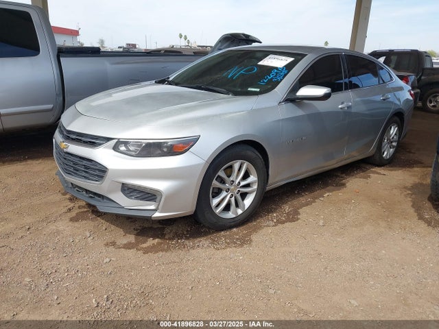 1G1ZD5ST1JF122096 Chevrolet MALIBU LT