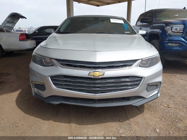 1G1ZD5ST1JF122096 Chevrolet MALIBU LT