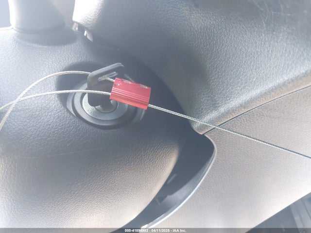 Nissan ROGUE S 2017 KNMAT2MT0HP542374 Image 11
