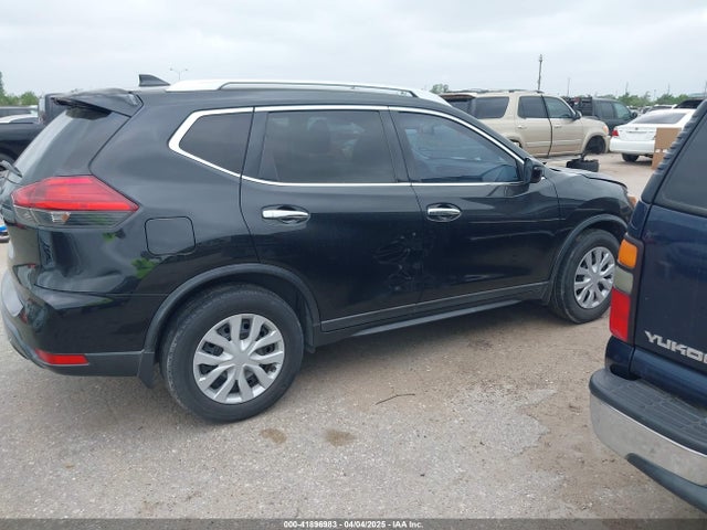 Nissan ROGUE S 2017 KNMAT2MT0HP542374 Image 13