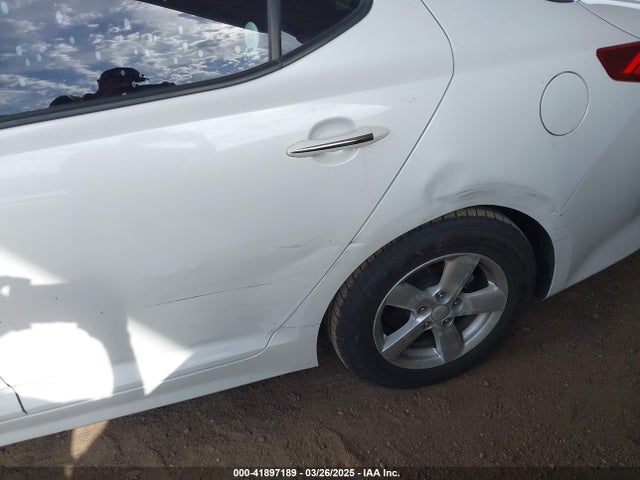 KNAGM4A71F5663432 KIA Optima Lx
