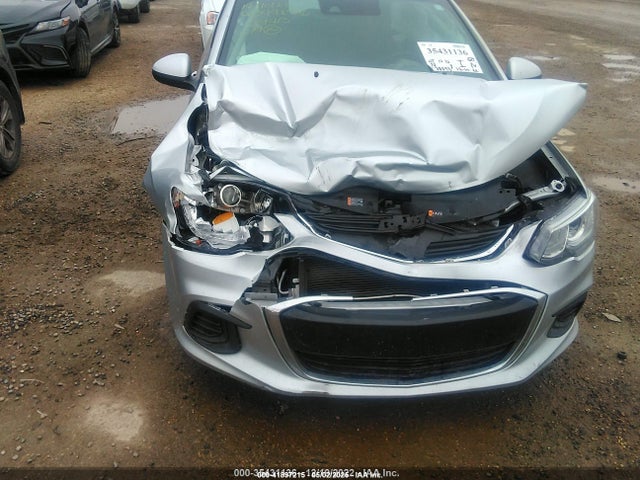 1G1JG6SB0L4129413 Chevrolet Sonic Fwd  1fl 5-door