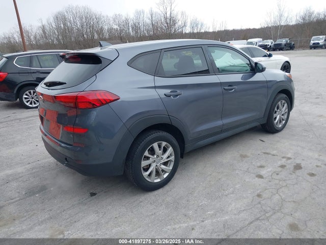 KM8J23A45MU387009 Hyundai TUCSON SE