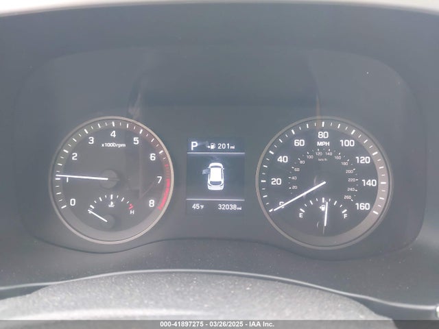 KM8J23A45MU387009 Hyundai TUCSON SE