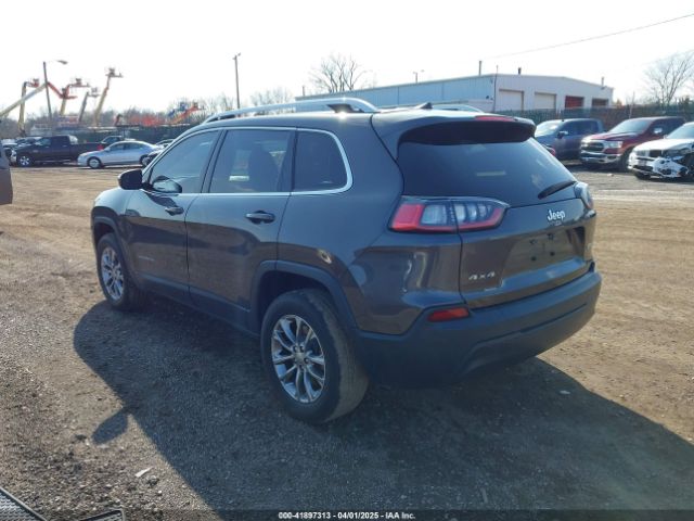 1C4PJMLBXKD162570 Jeep Cherokee Latitude Plus 4x4