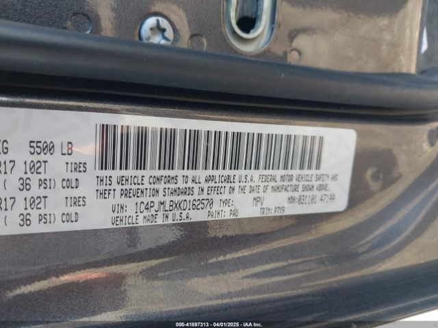1C4PJMLBXKD162570 Jeep Cherokee Latitude Plus 4x4