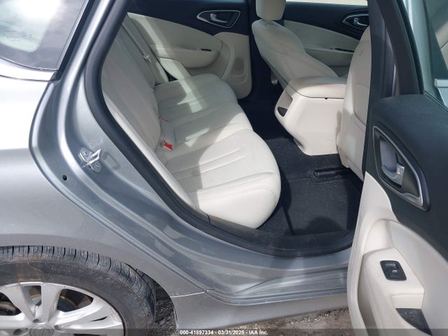 Chrysler 200 Limited 2016 1C3CCCAB0GN183682 Image 8
