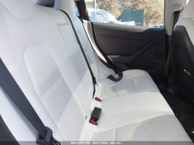 5YJ3E1EB1NF272452 Tesla Model 3 Long Range Dual Motor All-wheel Drive