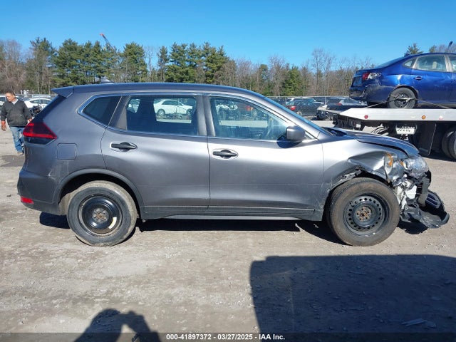 Nissan ROGUE S 2019 KNMAT2MV7KP500390 Image 13