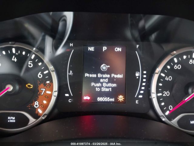 ZACCJBBB5JPH18398 Jeep Renegade Latitude 4x4