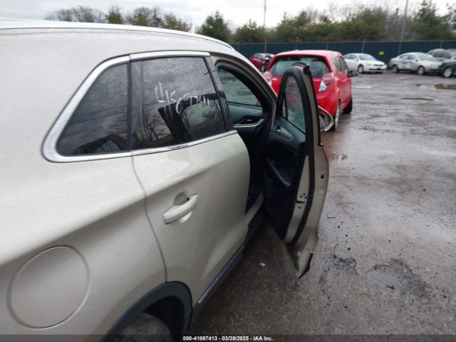 5LMCJ2C99HUL63006 Lincoln MKC SELECT
