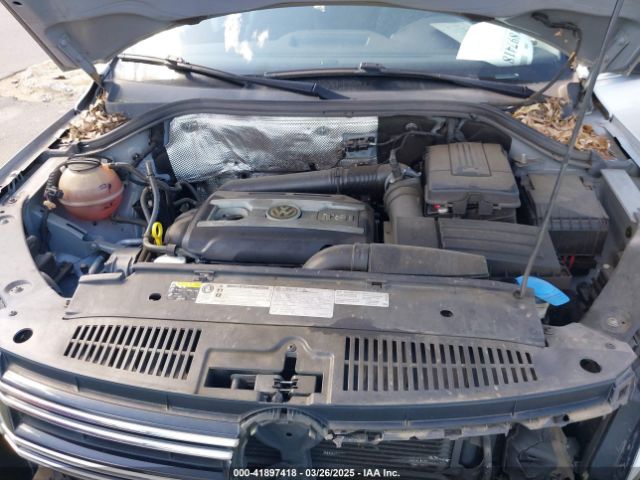 WVGAV7AX0FW544218 Volkswagen TIGUAN SE