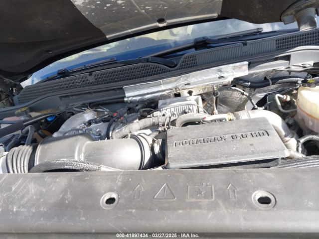 1GT12SEY3KF232018 GMC Sierra 2500hd Denali
