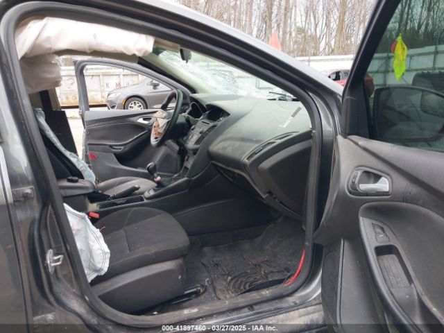 1FADP3FE9HL238432 Ford FOCUS SE
