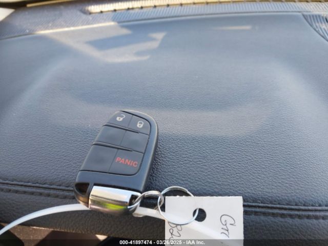 3C4NJCBB0NT138781 Jeep Compass Latitude Fwd