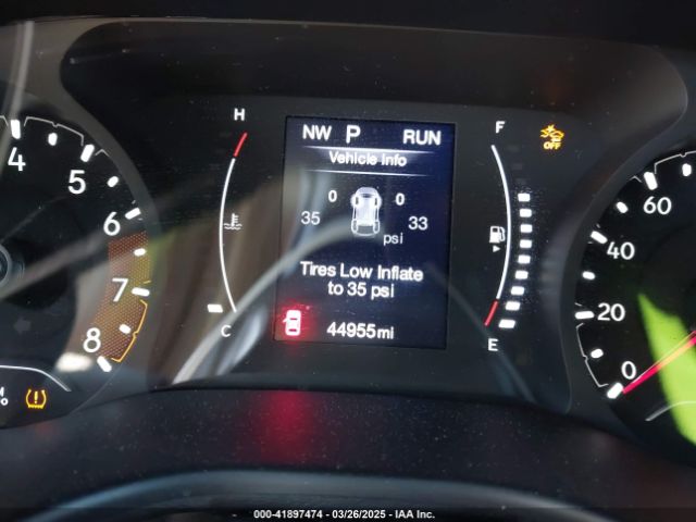 3C4NJCBB0NT138781 Jeep Compass Latitude Fwd