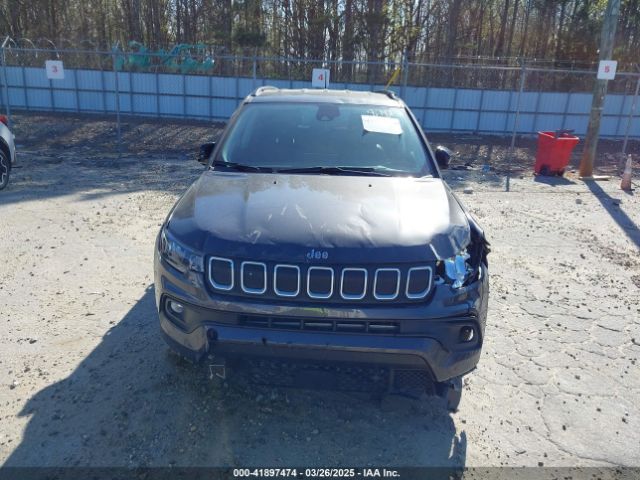 3C4NJCBB0NT138781 Jeep Compass Latitude Fwd