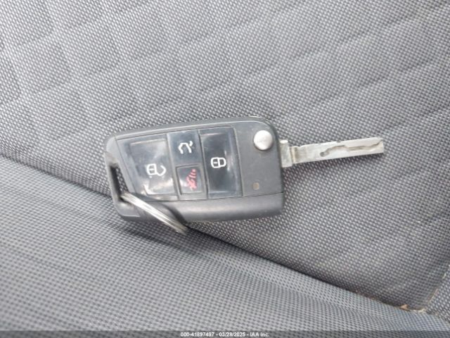 3VV0B7AX9KM019775 Volkswagen Tiguan 2.0t S