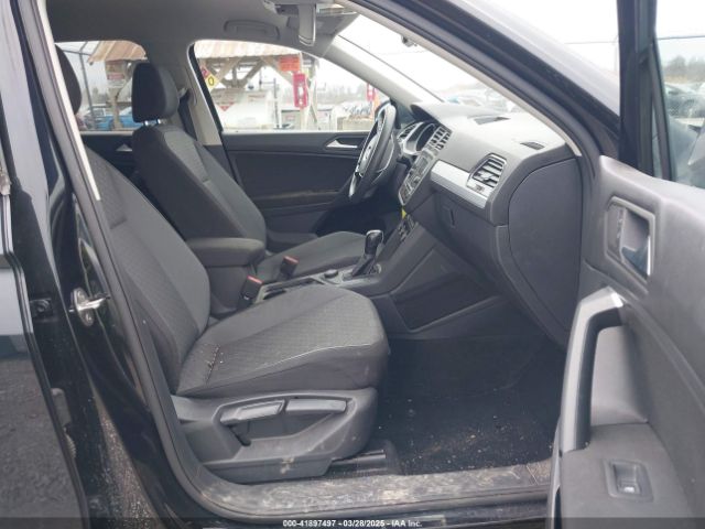 3VV0B7AX9KM019775 Volkswagen Tiguan 2.0t S