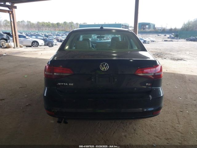 3VWDB7AJ3JM257368 Volkswagen Jetta 1.4t Se/1.4t Wolfsburg Edition