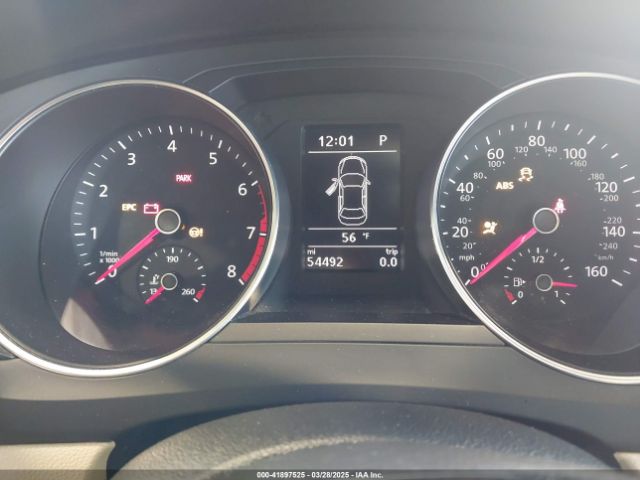 3VWDB7AJ3JM257368 Volkswagen Jetta 1.4t Se/1.4t Wolfsburg Edition