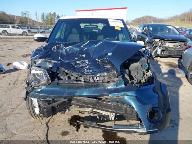 KNDJP3A55J7582004 KIA SOUL +