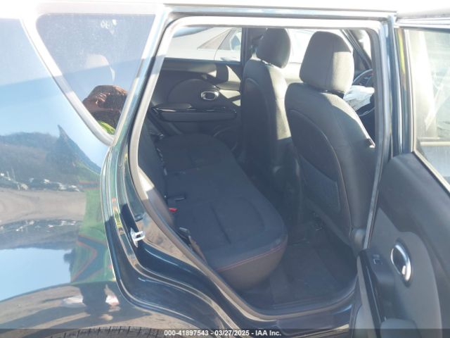 KNDJP3A55J7582004 KIA SOUL +