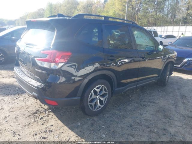 JF2SKAJC8LH437673 Subaru Forester Premium
