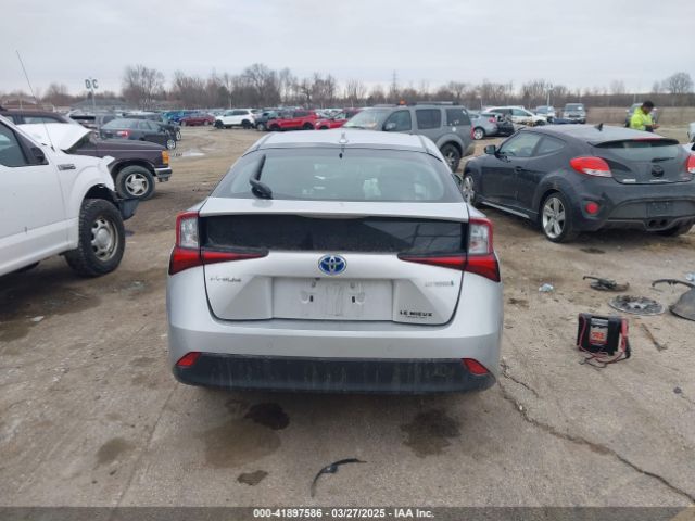 JTDKARFU4K3079789 Toyota Prius Le