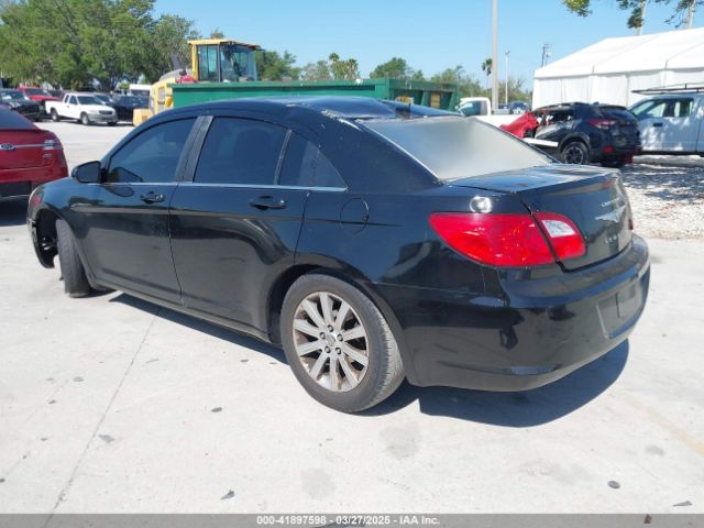2010 CHRYSLER SEBRING 1C3CC5FB4AN143410 Photo 2